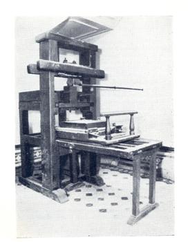 Prensa_tipogrfica_del_primer_taller_establecido_en_Las_Palmas_de_Gran_Canaria.El_Museo_Canario_Custom