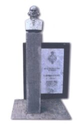 1 Busto monumento al general Gutiérrez Custom