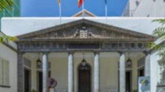 Bienes de Interés Cultural en Santa Cruz de Tenerife (5).  Parlamento de Canarias
