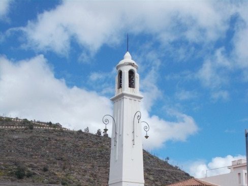 Transformadores de la energía eléctrica. Un siglo prestando su función en Santa Cruz de Tenerife.