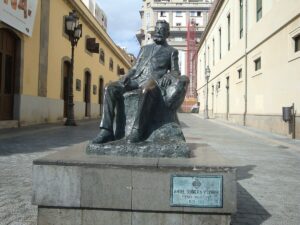 Monumentos (8). A Ángel Guimerá