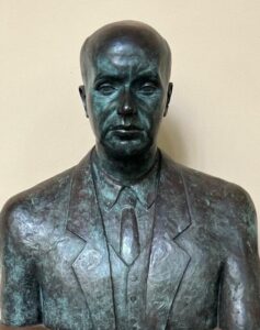 Monumentos (27). Al Doctor Cerviá