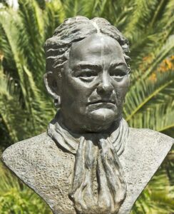Monumentos (36). A Leonor Pérez Cabrera