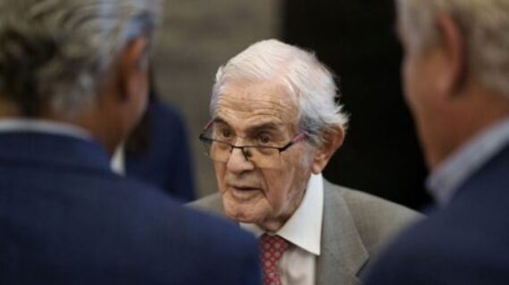 Antonio Salgado presenta «La prehistoria del alumbrado y de la electricidad en Canarias»