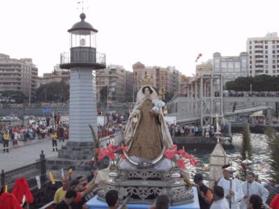 Nuestra Señora del Carmen. Patrona de la gente de la mar